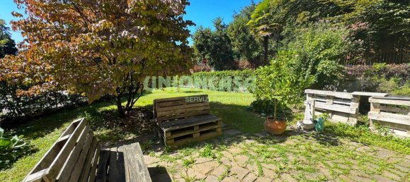 5 Schlafzimmer Haus in Tradate, Italy, Nr. 372591 2