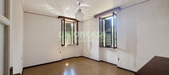 5 Schlafzimmer Haus in Tradate, Italy, Nr. 372591 34