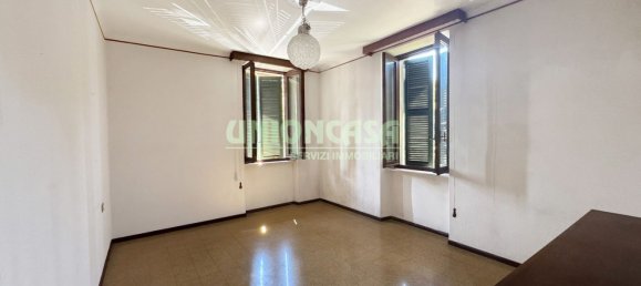 5 Schlafzimmer Haus in Tradate, Italy, Nr. 372591 36