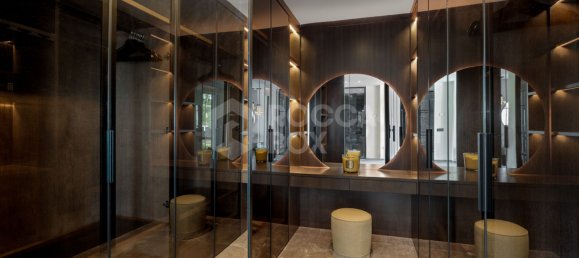 6 bedrooms Villa in Marbella, Spain No. 96582 7