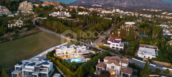6 bedrooms Villa in Marbella, Spain No. 96582 25