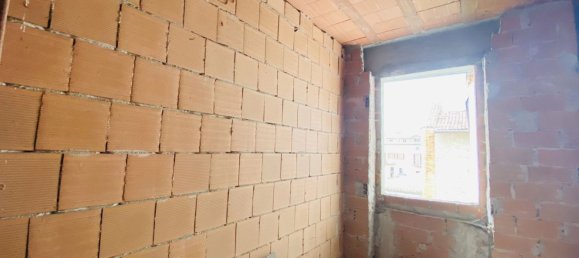 Casa de 8 habitaciónes en Casei Gerola, Italy No. 190539 3