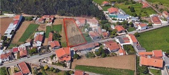 Земельный участок 1410м² в Санта Мария да Фейра, Португалия № 90458 7