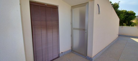 Дом с 4 спальнями в Аликанте, Испания № 152225 26