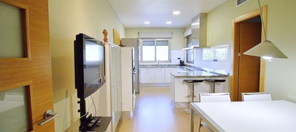 Дом с 4 спальнями в Аликанте, Испания № 152225 20