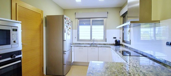 Дом с 4 спальнями в Аликанте, Испания № 152225 18