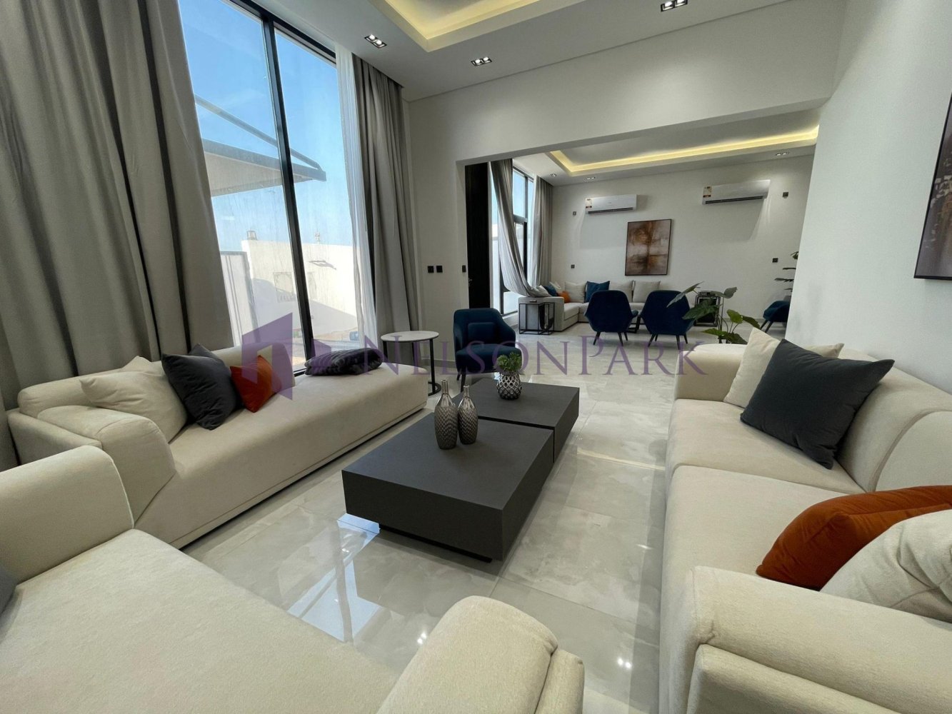 6 Schlafzimmer Villa in Doha, Qatar, Nr. 1733