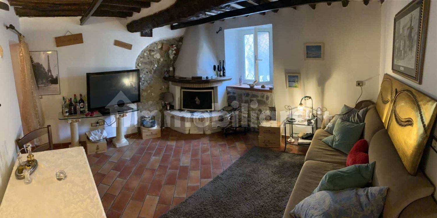 2 bedrooms House in Massa, Italy No. 178127