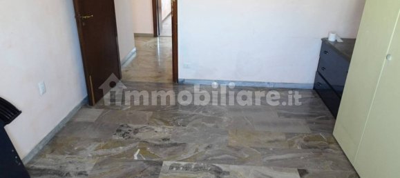 3 Schlafzimmer Wohnung in Parabiago, Italy, Nr. 303055 22