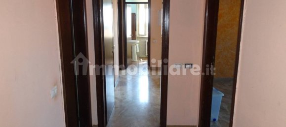 3 Schlafzimmer Wohnung in Parabiago, Italy, Nr. 303055 5