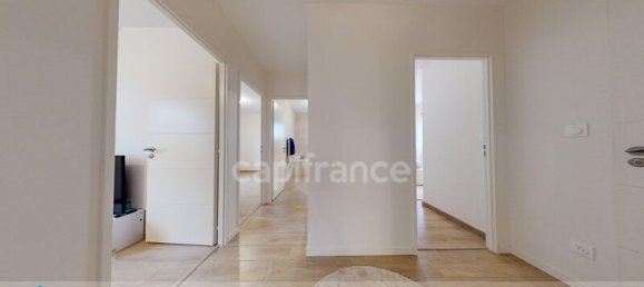 3 chambres Maison à Charente-Maritime, France No. 357431 16