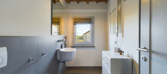 Casa de 5 habitaciónes en Cortona, Italy No. 56223 20