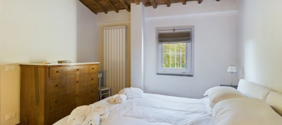 Casa de 5 habitaciónes en Cortona, Italy No. 56223 12