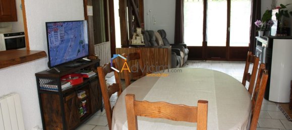 3 bedrooms House in Amilly, France No. 79895 10