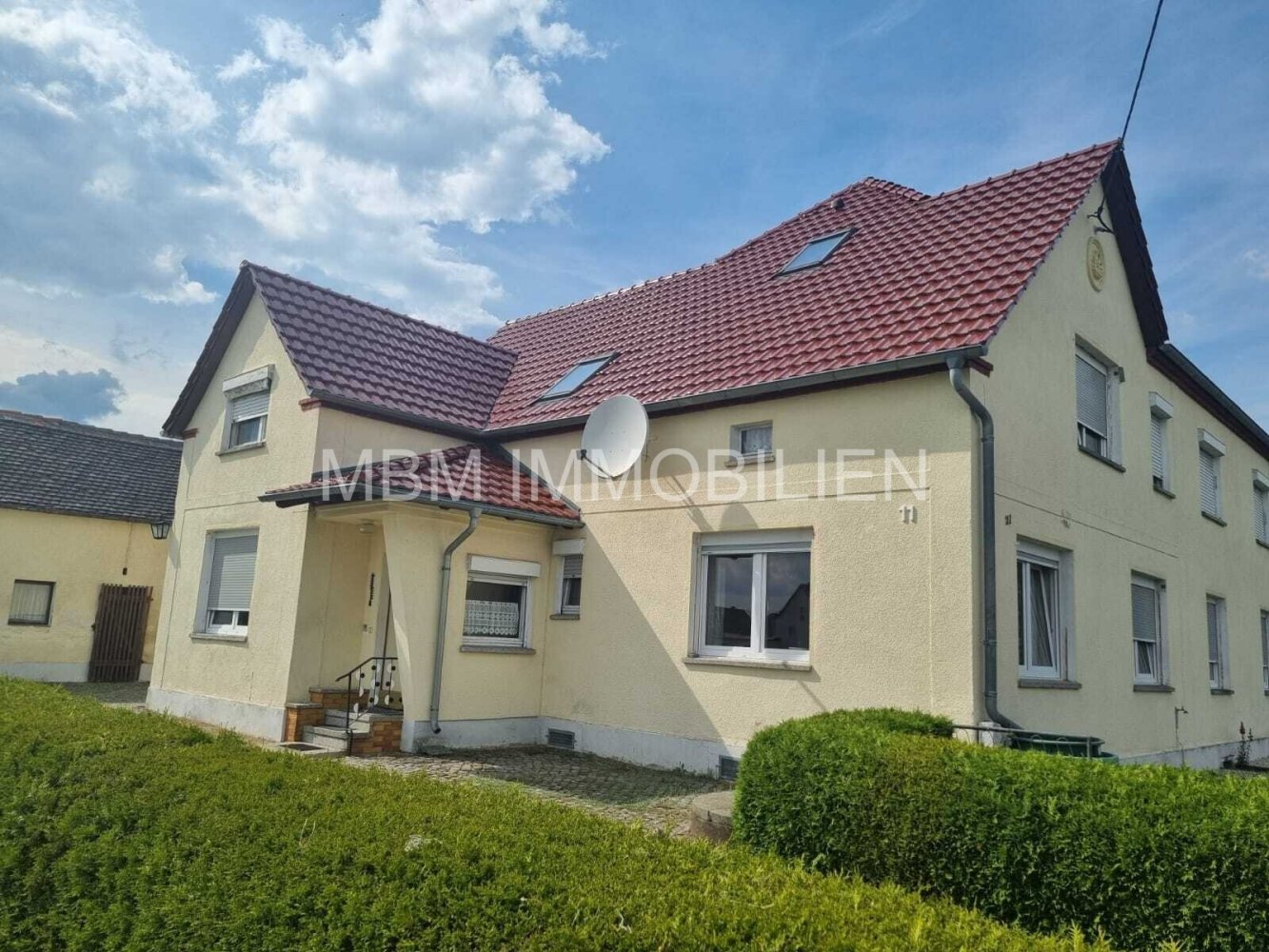 4 bedrooms Land in Bautzen, Germany No. 131399