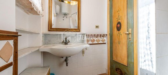 3 rooms Apartment in Numana, Italy No. 5990 15