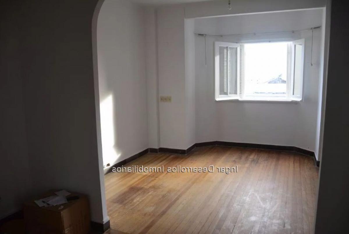 2 bedrooms Apartment in Montevideo, Uruguay No. 12887