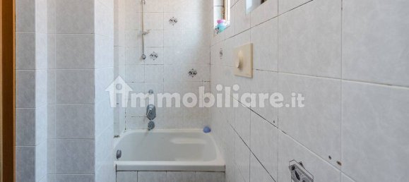 2 Schlafzimmer Wohnung in Monza, Italy, Nr. 32083 7