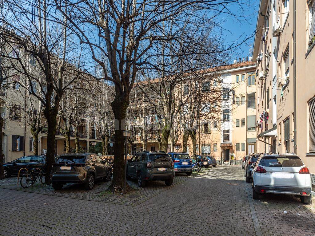 2 Schlafzimmer Wohnung in Monza, Italy, Nr. 32083