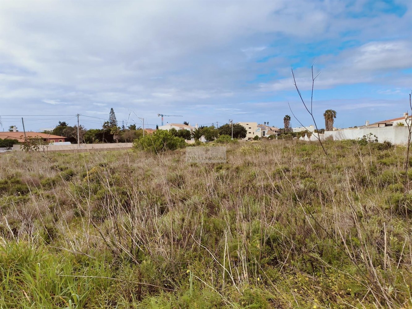 Terreno en Luz, Portugal 645 m² No. 210627