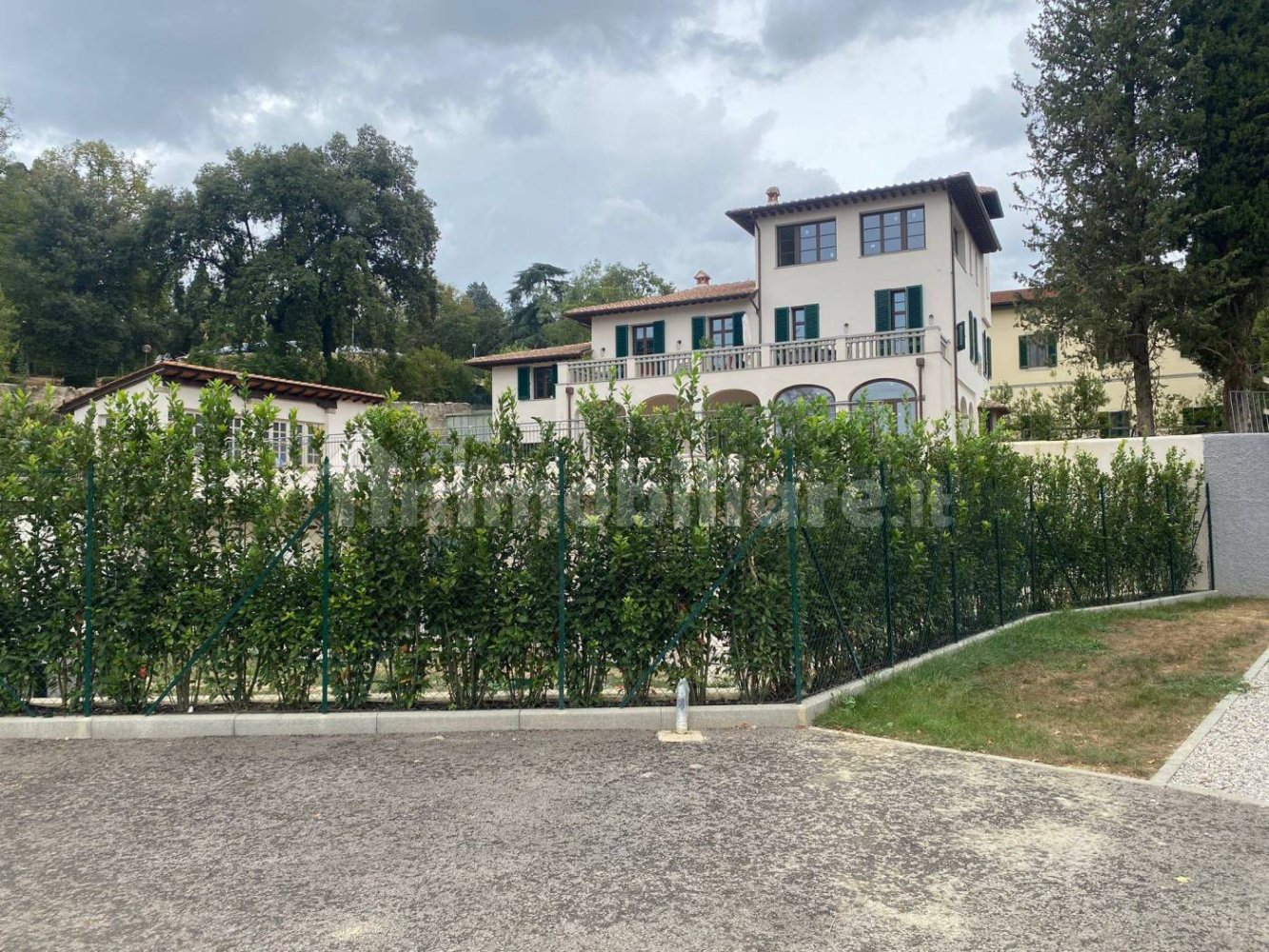 3 bedrooms Villa in Florence, Italy No. 154528