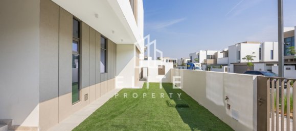 4 Schlafzimmer Villa in Dubai, UAE, Nr. 113188 13