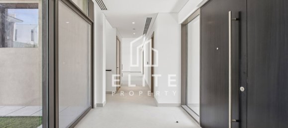 4 Schlafzimmer Villa in Dubai, UAE, Nr. 113188 7