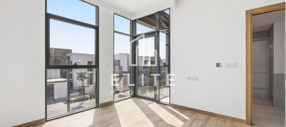 4 Schlafzimmer Villa in Dubai, UAE, Nr. 113188 30