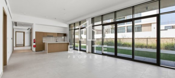 4 Schlafzimmer Villa in Dubai, UAE, Nr. 113188 4