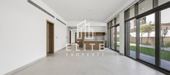 4 Schlafzimmer Villa in Dubai, UAE, Nr. 113188 8