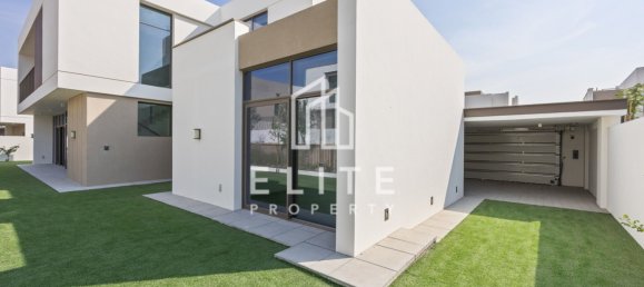 4 Schlafzimmer Villa in Dubai, UAE, Nr. 113188 3