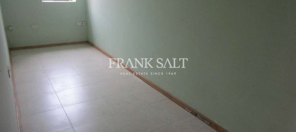 218m² Office in Mosta, Malta No. 11750 4