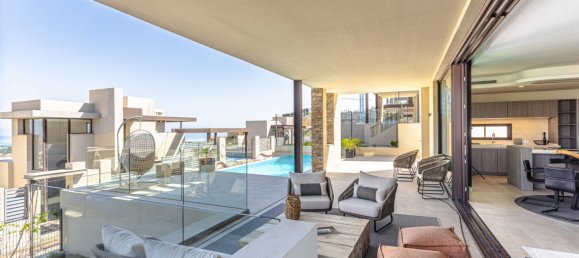 4 bedrooms Villa in Benahavis, Spain No. 601 5