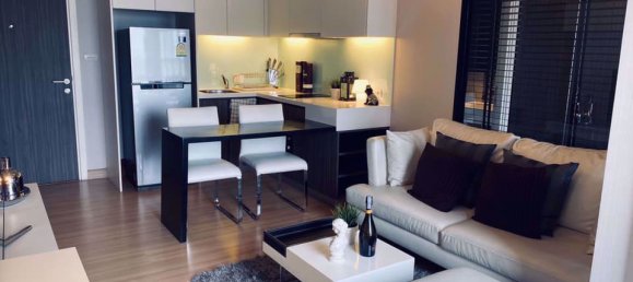 1 Schlafzimmer Eigentumswohnung in Khlong San, Thailand, Nr. 9606 4