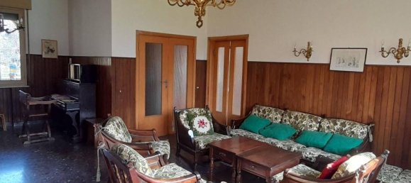 8-salle Villa à Montecchio Emilia, Italy No. 62846 4