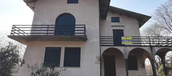 8-salle Villa à Montecchio Emilia, Italy No. 62846 2