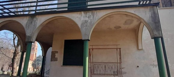 8-salle Villa à Montecchio Emilia, Italy No. 62846 3