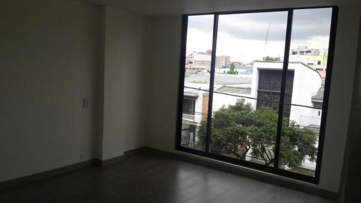 3 bedrooms House in Bogota, Colombia No. 13987