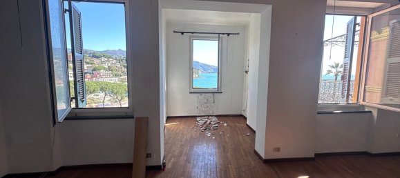 7 rooms Apartment in Santa Margherita Ligure, Italy No. 181918 6