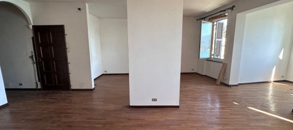 7 rooms Apartment in Santa Margherita Ligure, Italy No. 181918 4