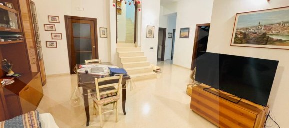 Villa de 6 divisões em Valenzano, Italy N.º 30717 23