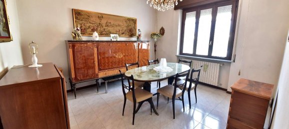 5-Zimmer Villa in Gerenzano, Italy, Nr. 35102 13