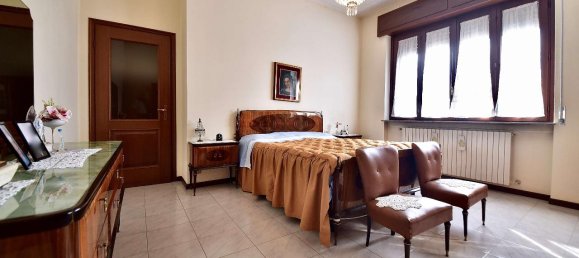 5-Zimmer Villa in Gerenzano, Italy, Nr. 35102 16