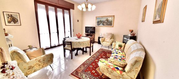 5-Zimmer Villa in Gerenzano, Italy, Nr. 35102 3