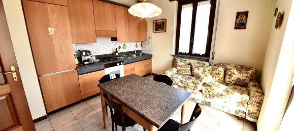 5-Zimmer Villa in Gerenzano, Italy, Nr. 35102 8
