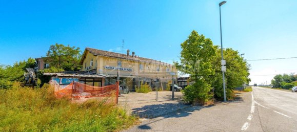 5 rooms House in Medicina, Italy No. 120788 17