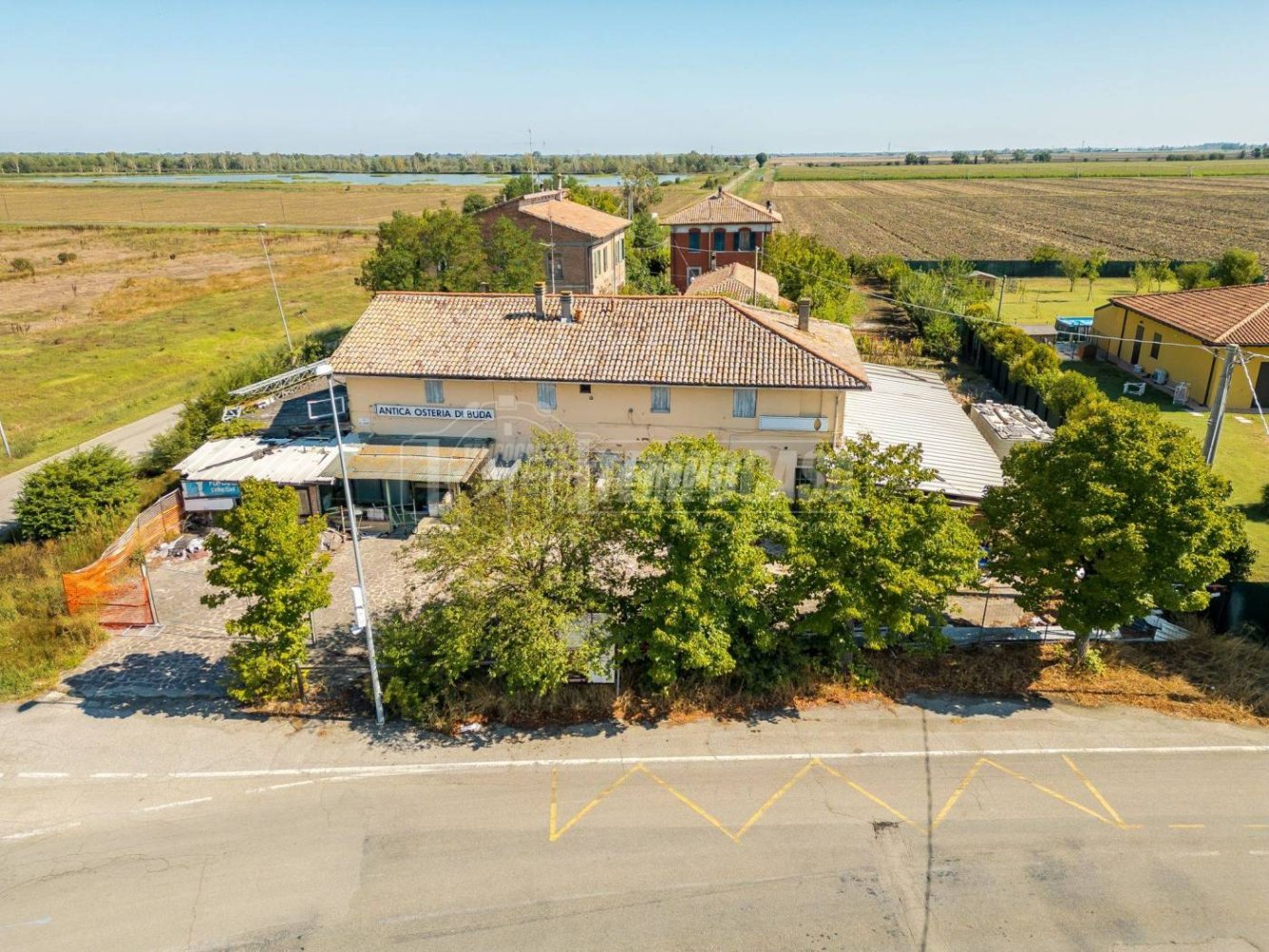 5 rooms House in Medicina, Italy No. 120788