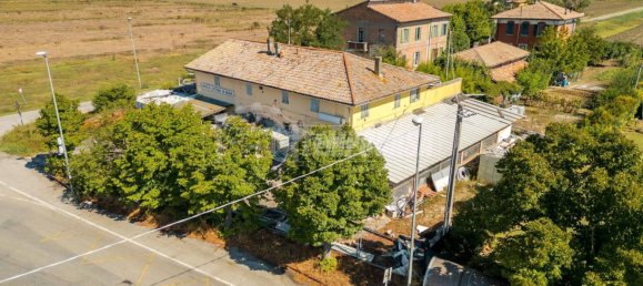 5 rooms House in Medicina, Italy No. 120788 2