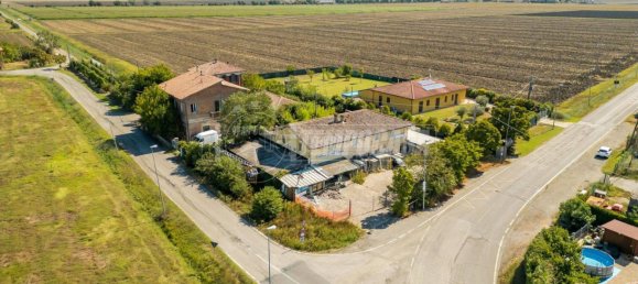 5 rooms House in Medicina, Italy No. 120788 8