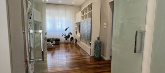 Дом с 3 спальнями в Виареджо, Италия № 10048 26